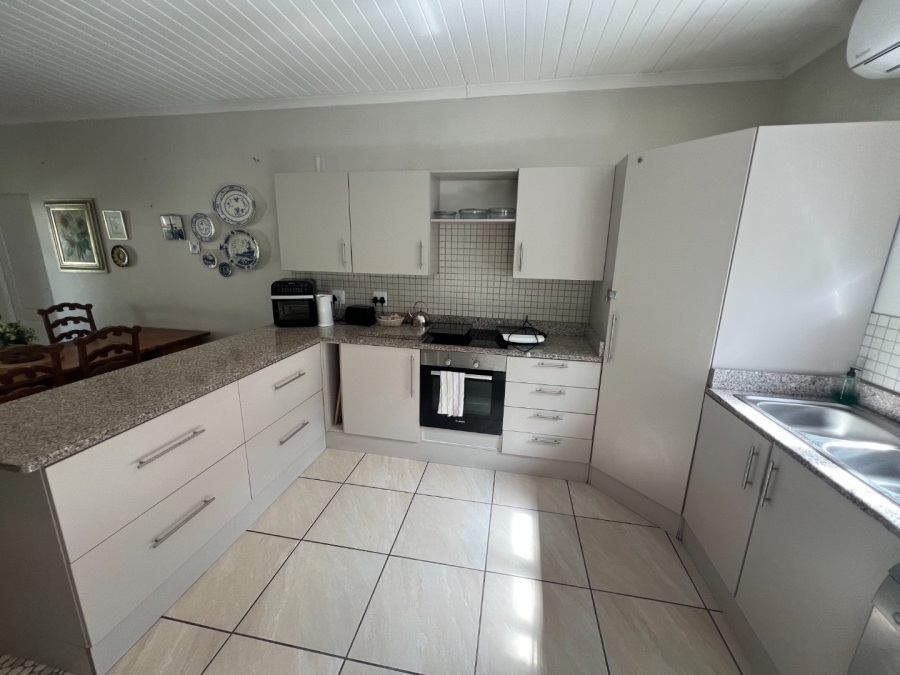 1 Bedroom Property for Sale in Keurboomstrand Western Cape